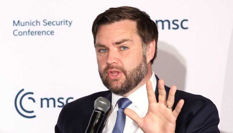 Джей Ди Вэнс считает требования России на переговорах по Украине чрезмерными