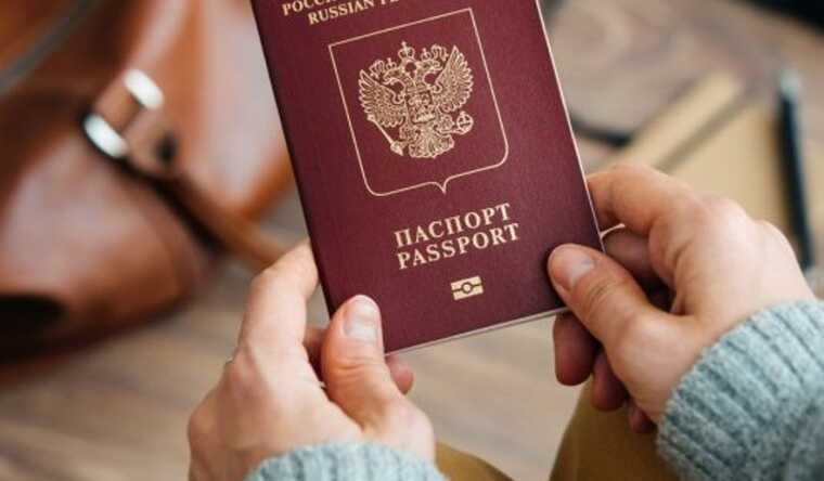 Сейм Латвии принял закон, запрещающий россиянам и белорусам работать на объектах критической инфраструктуры